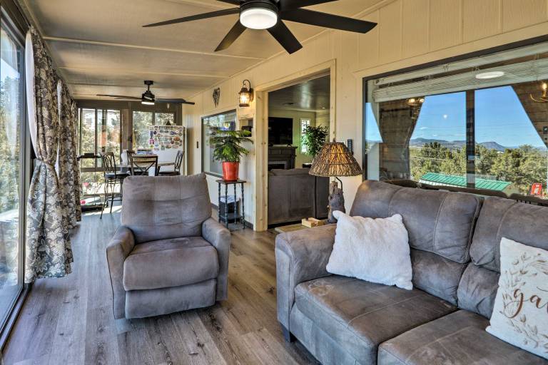 Hot Tub & Deck: Pet-Friendly Home in Payson — photo 5