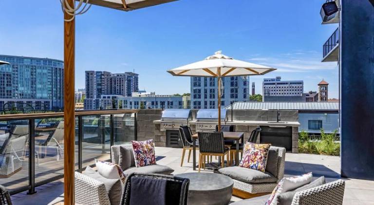 Family Fun in Boston Rooftop Pool & City Views — photo 5