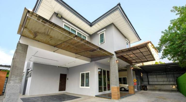 Villa with 6 rooms for 15 persons — photo 5