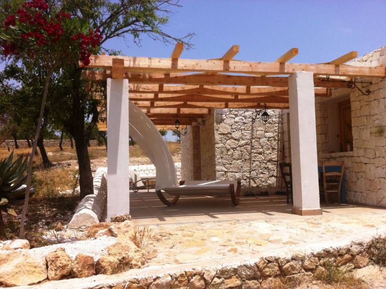 Vacation home with garden, BBQ & patio | Pets are welcome — photo 2