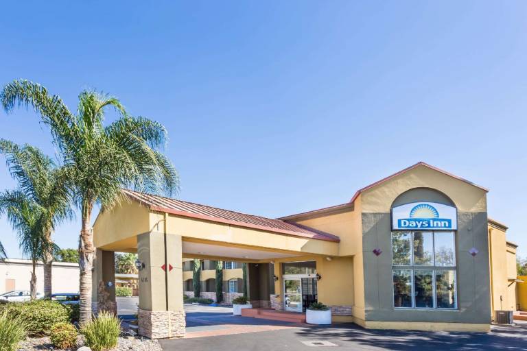 Prodigy Hotel, a Days Inn by Wyndham in Davis, CA