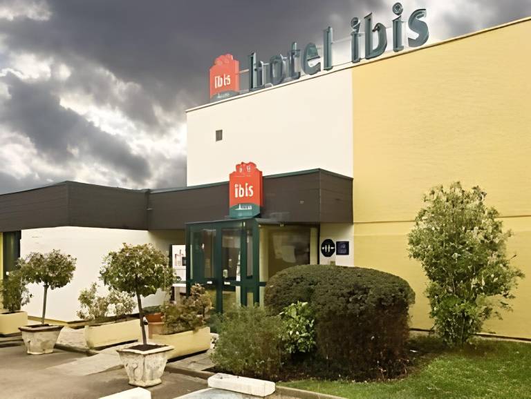 Ibis Dijon Sud in Chenove