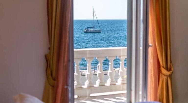 Rental apartment with 2 rooms for 8 persons in Piran