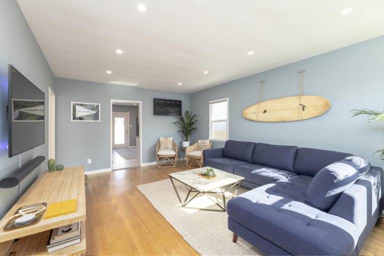 Children-friendly charming vacation home with yard | Pets are welcome — photo 2