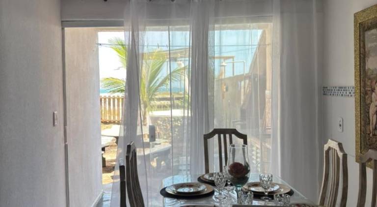 Vacation home with jacuzzi — photo 3