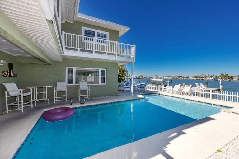 House  Indian Rocks Beach