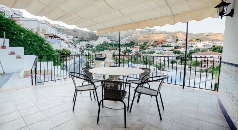 Nice vacation home with pool | Close to the beach | Pet-friendly — photo 4