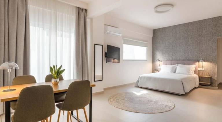 Beautiful apartment | Next to Acropolis of Athens | Pets allowed in Athens