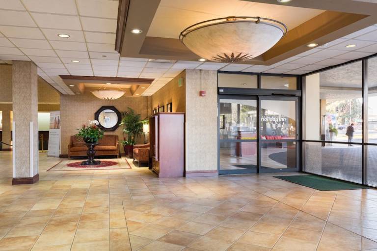 Holiday Inn Sacramento Downtown Arena by IHG