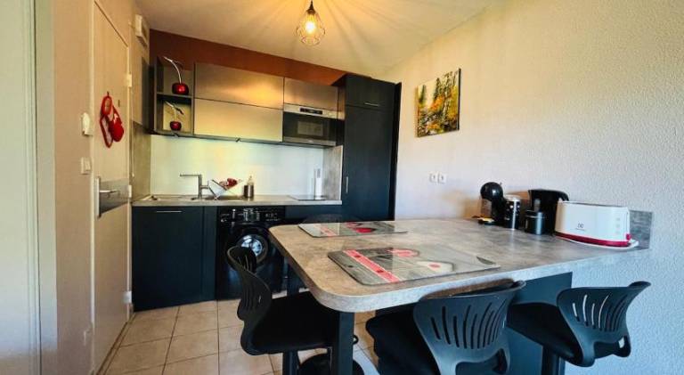 Lovely rental apartment with pool | Pets are welcome — photo 3