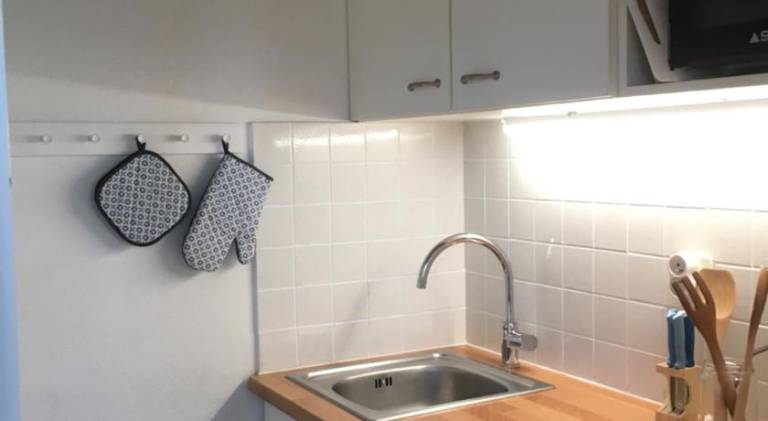 Apartment with 1 room for 4 persons — photo 3
