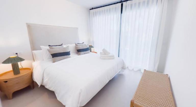Rental apartment with pool, terrace & yard | Pets are welcome — photo 2