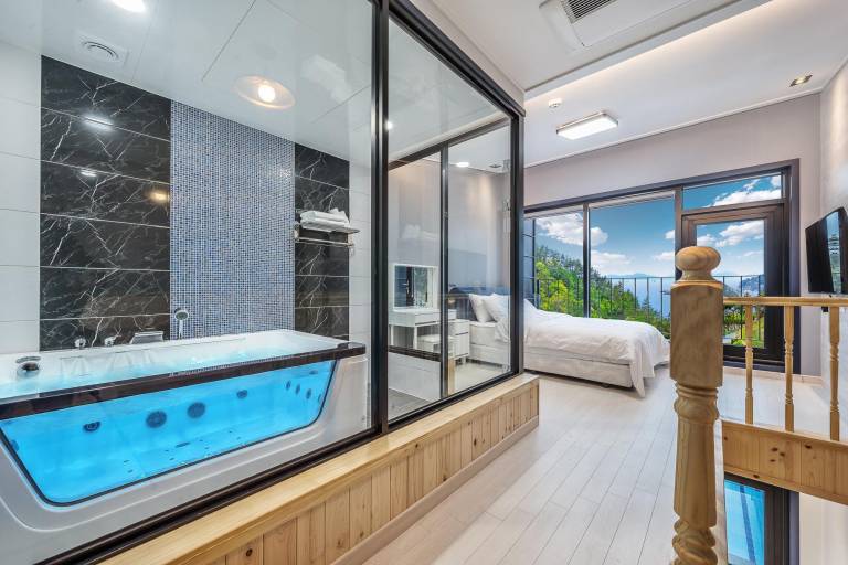 Namhae Palace1470 Pension