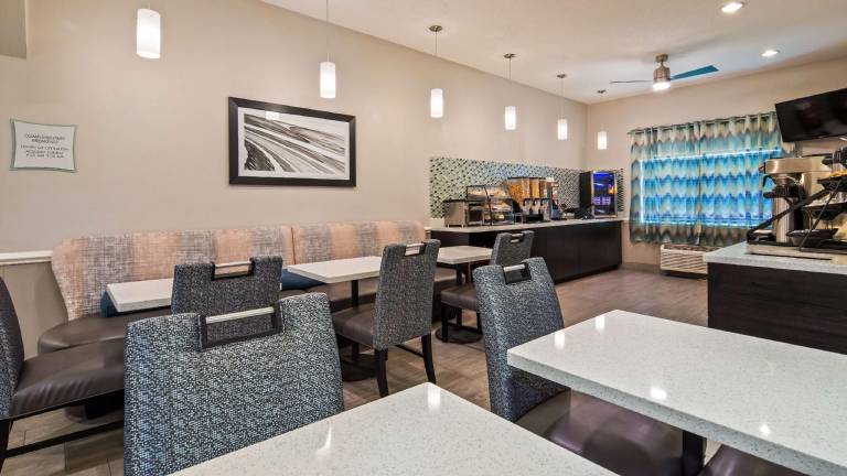 Best Western Mayport Inn & Suites — photo 4