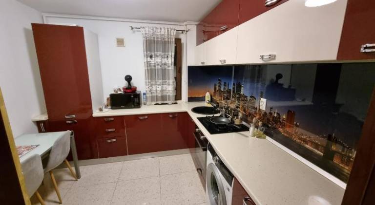 Apartment with hot tub — photo 3