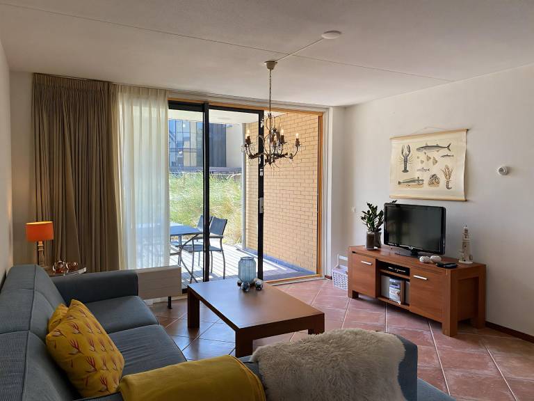 Rental apartment with terrace & hot tub — photo 2