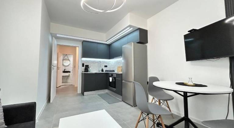 Fully equipped wonderful apartment with patio & heated pool | Perfect for remote work | Pets are welcome in Plovdiv