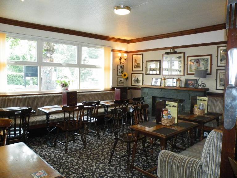 Twa Dogs Inn — photo 2