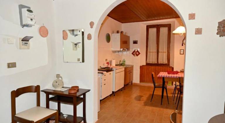 Rental apartment with 2 rooms for 4 persons — photo 2