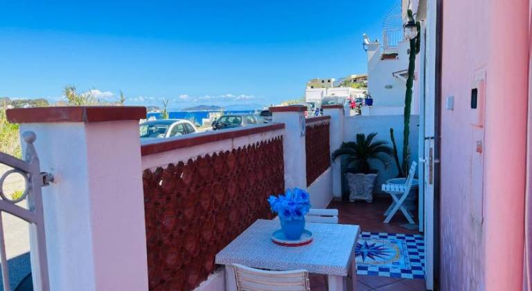 Pleasant apartment | Close to the beach | Pet-friendly in Ponza