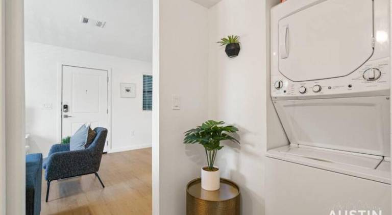 Holiday apartment with 2 rooms for 6 persons — photo 5
