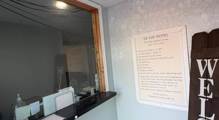 SE'Air Motel By Townhouse Corpus Christi / Padre Island Tx — photo 3