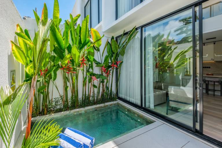 Layur Villa