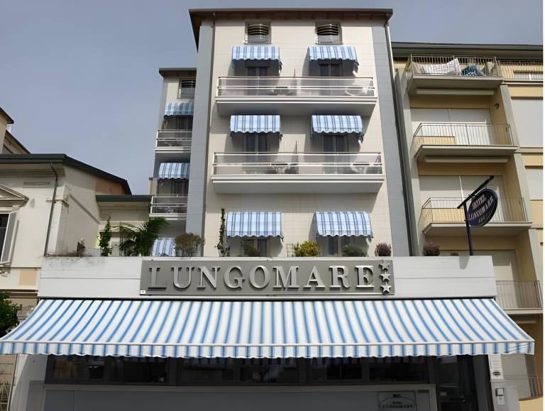 Hotel Lungomare in Viareggio