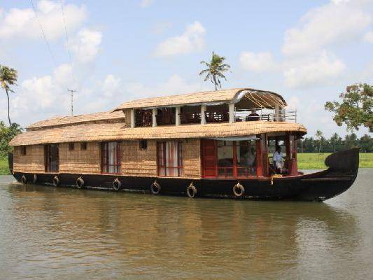 Houseboat Kidangamparamp