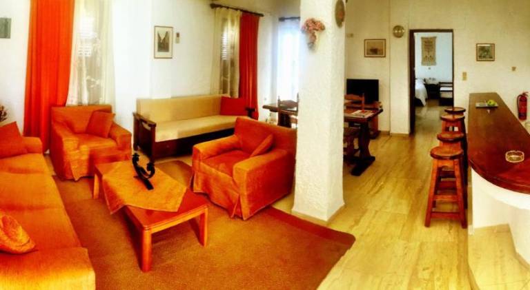 Serviced apartment with sauna, pool & garden | Pets allowed — photo 4