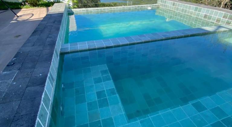 390 m&sup2; Ferienhaus