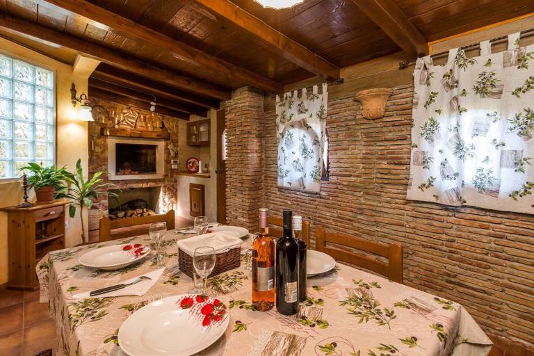 Villa with private pool, fast internet & barbecue — photo 2