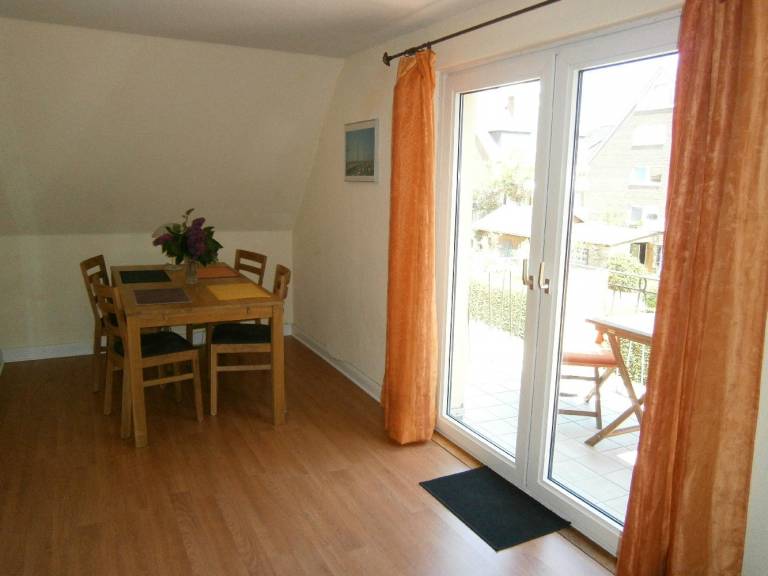 Pleasant apartment with BBQ & garden | Next to the beach | Pets are welcome — photo 2