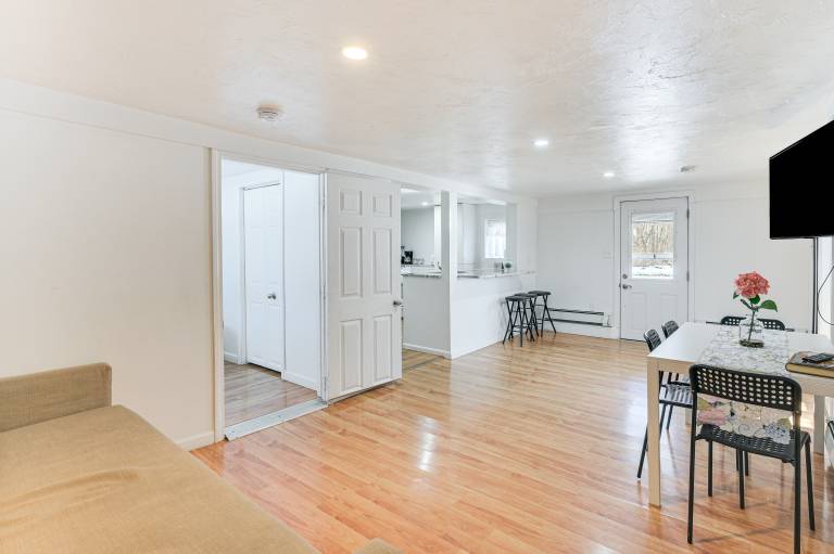 12 Mi to Dtwn Boston: Apartment in Braintree — photo 5