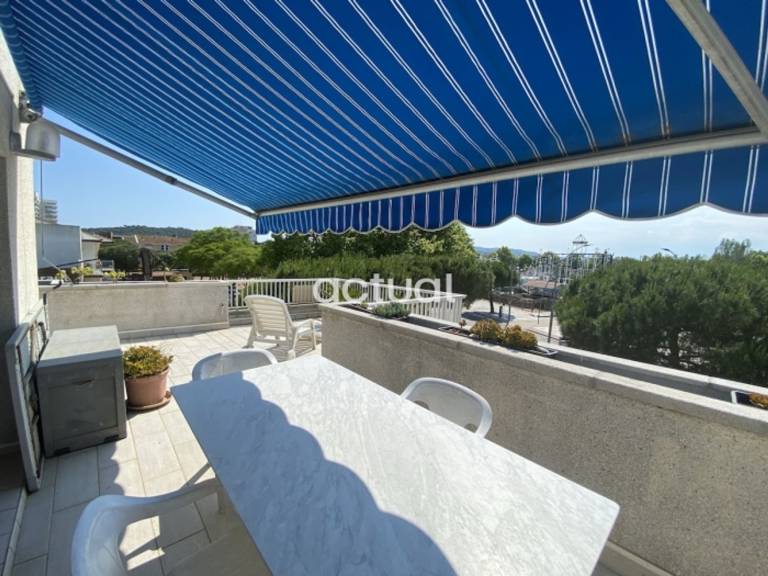 Apartment with 2 rooms for 4 persons in Castell-Platja d'Aro