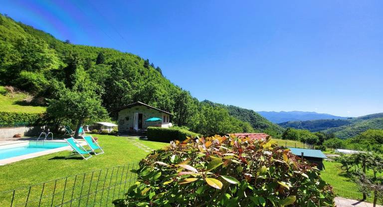 Villa  Camporgiano