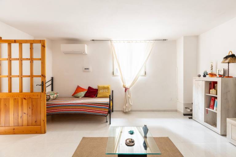 Rental apartment with 2 rooms for 4 persons — photo 4
