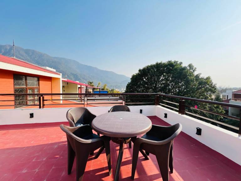 Om by The Basera Luxury Villa Rishikesh — photo 3