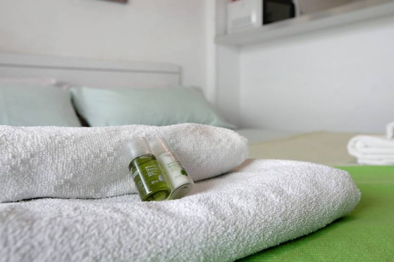Pleasant studio with terrace & fast internet | City view | Close to the beach | Pet-friendly — photo 4