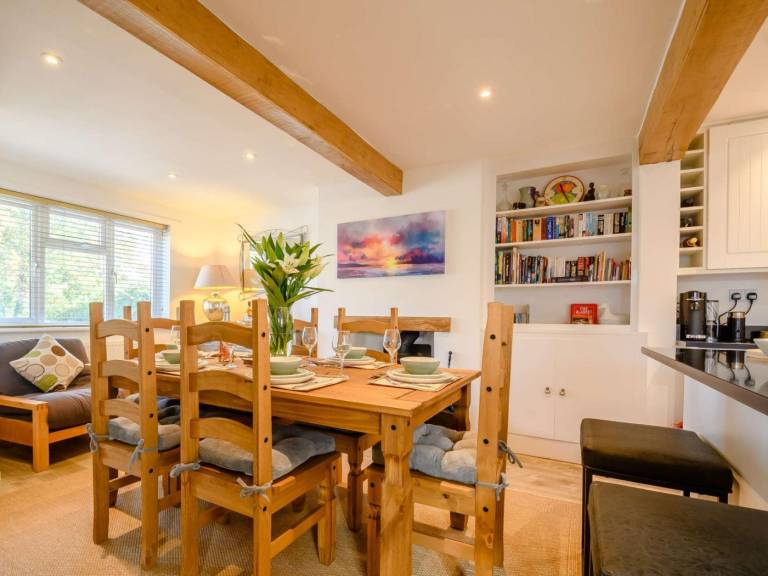 Fully equipped lovely cottage with garden | Pets allowed — photo 5