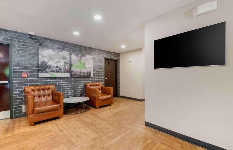 Extended Stay America Suites - Charlotte - University Place — photo 4