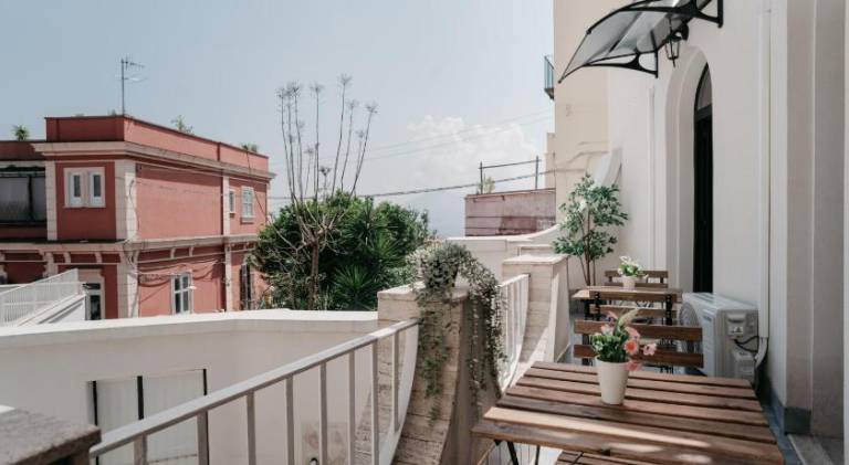 Serviced apartment with patio & garden | Close to Toledo | Good for workation — photo 5