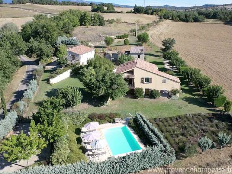 Maison de vacances Lurs