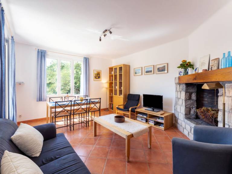 Fully equipped nice house with patio, private pool & garden | Pet-friendly — photo 3