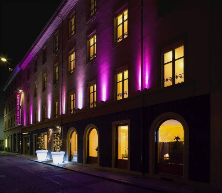 La Cour des Augustins - Boutique Gallery Design Ho in Geneva