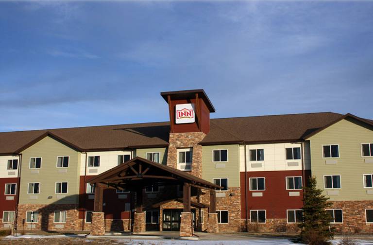 The Inn at Hunters Run in Watford City, ND
