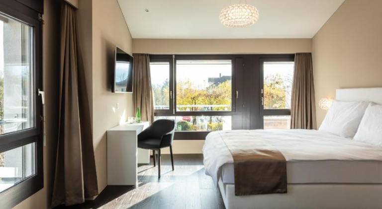 Hotel Lo im Kreuz Jona