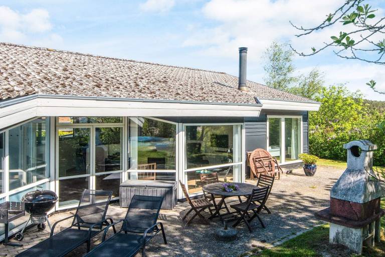 Pleasant house with terrace, pool & sauna | Pets are welcome — photo 5