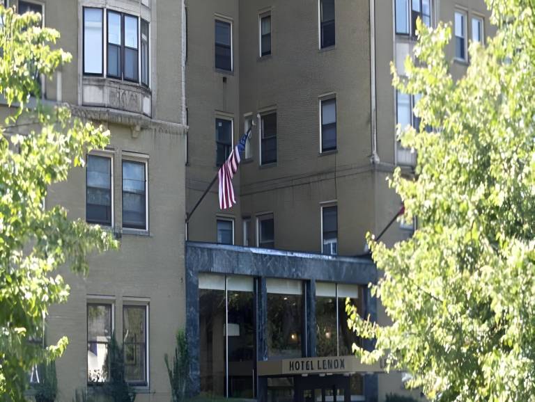 Lenox Hotel and Suites in Buffalo, NY