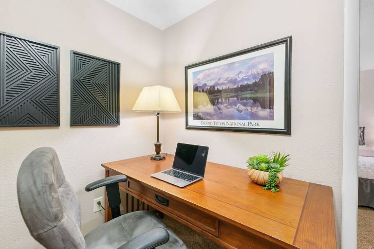 1220 Juniper Ct — photo 3